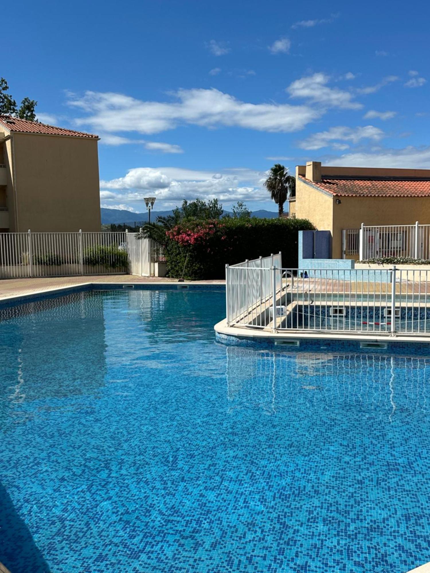 T2 Rdc A Canet En Roussillon Europa 4 Pers ,Piscine,Clim, Tennis, Parking Exteriér fotografie